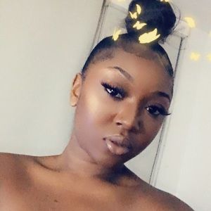 Meet your Posher, Brianna